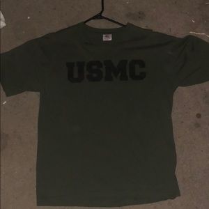 Mens USMC shirt